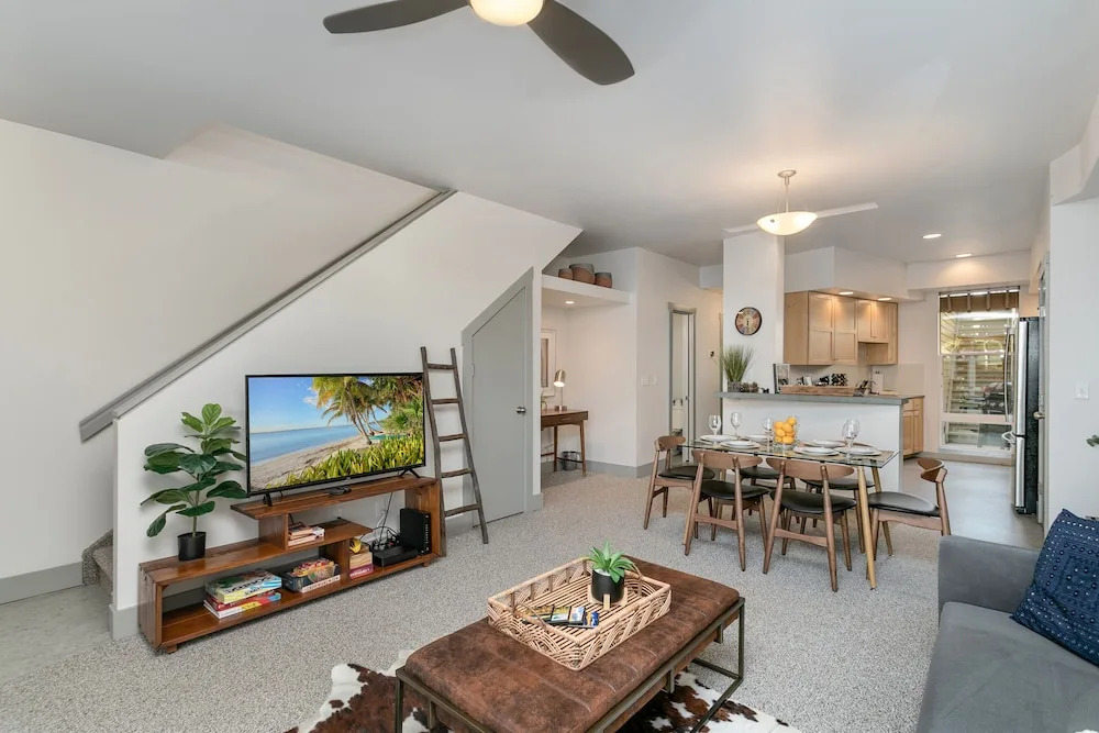 Old Town North Jewel! Near Breweries and River! — фото 6