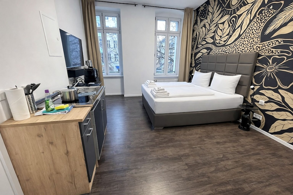 Deluxe Apartment