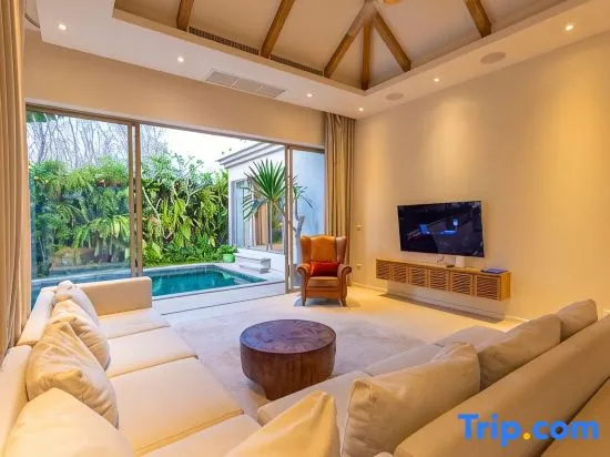 *4BR Luxury Trichada resort Pool Near Bangtao V164