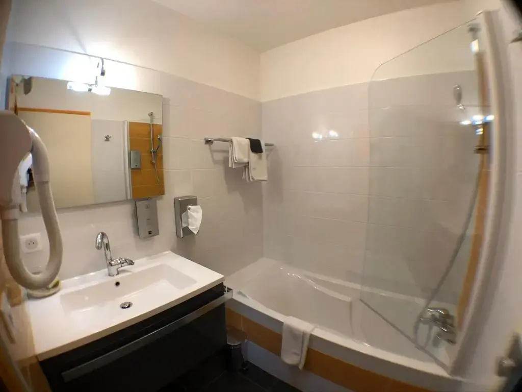 Logis Auv'hotel - Chambres