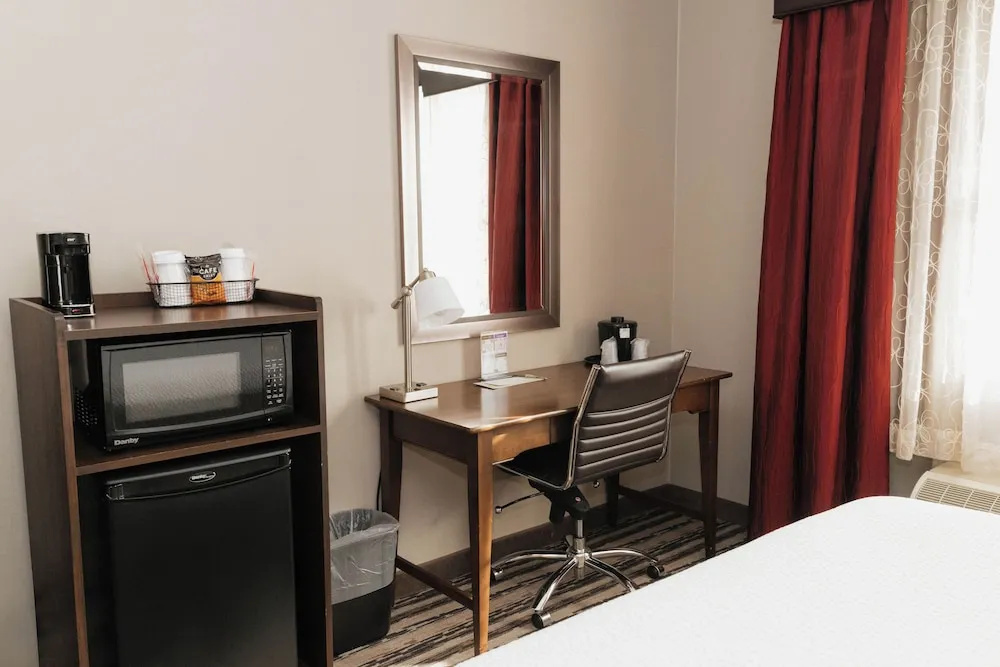 The Colonial Hotel - Chambres
