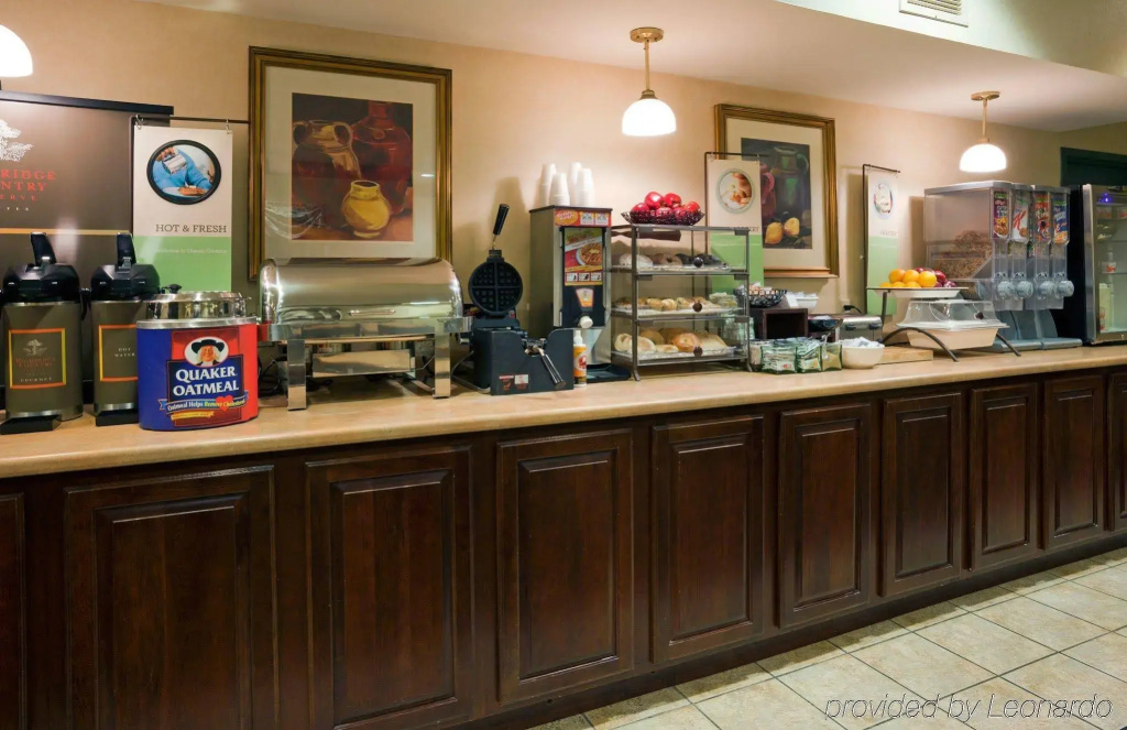 Country Inn & Suites by Radisson, Madison West, WI - фото 8