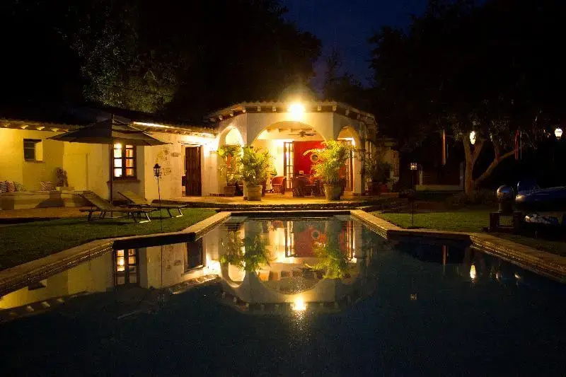 Casa Flor de Mayo