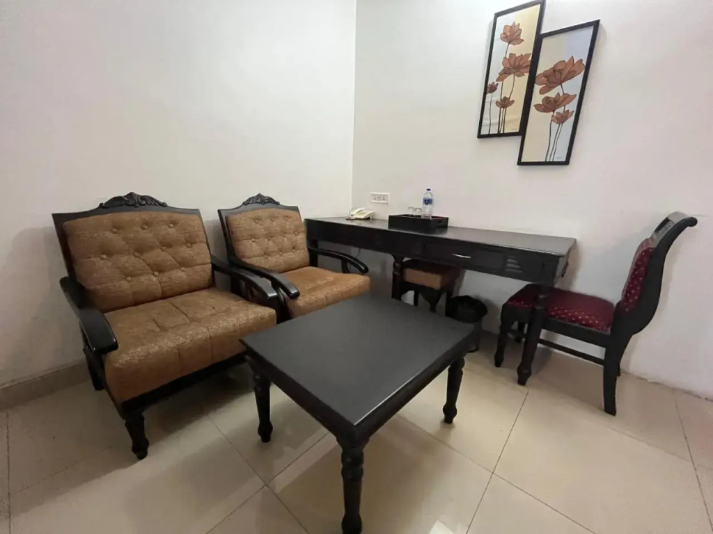 Hotel Gee Bee Palace - фото 8