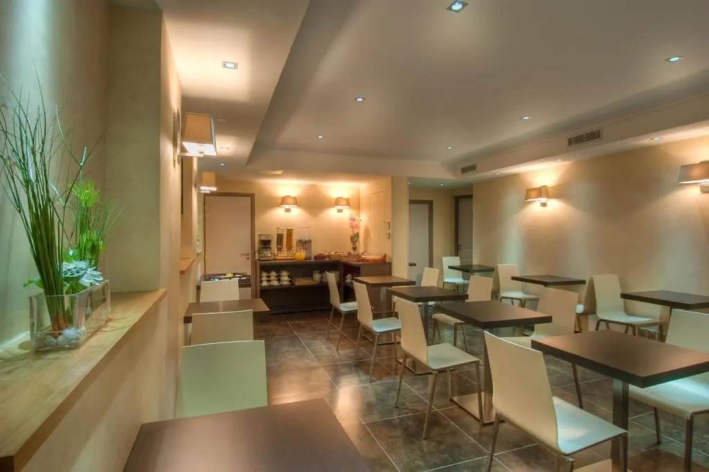 Hotel photo 18