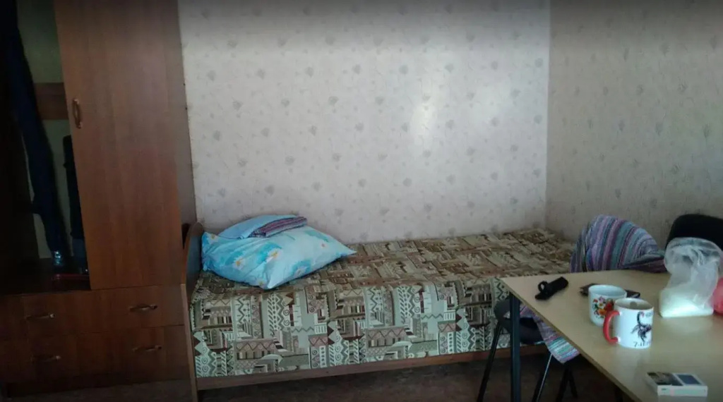 Economy room