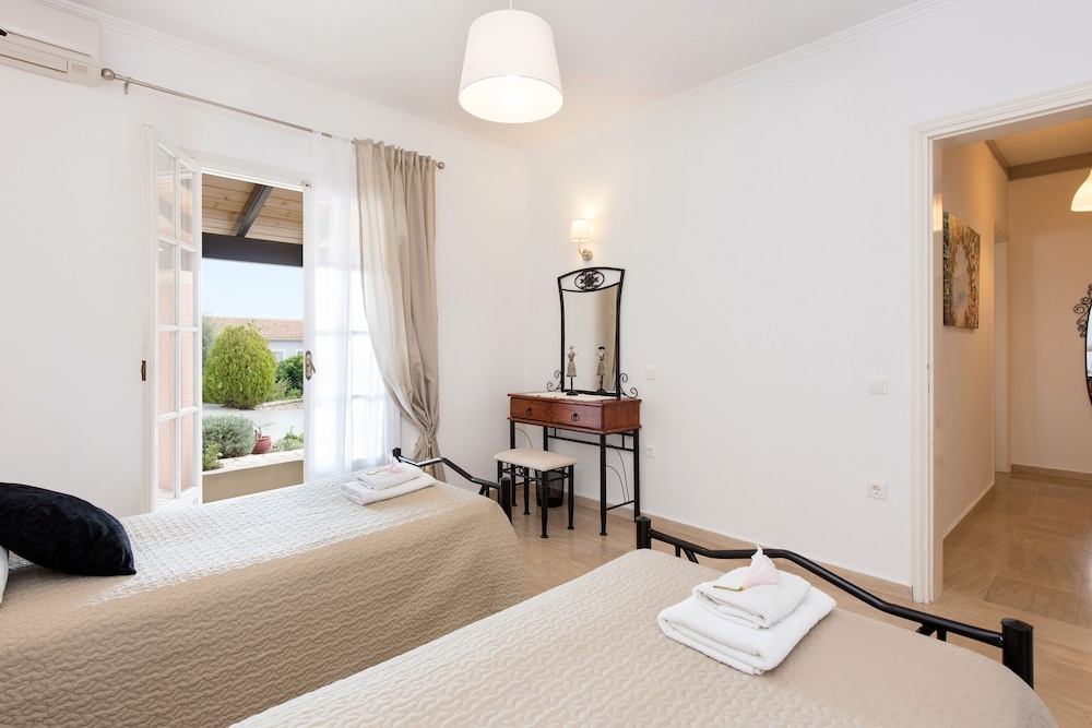Villa Caesar — 4