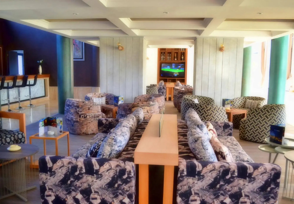 Hotel photo 12