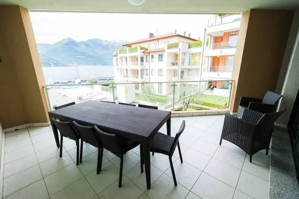 Maccagno Apartments