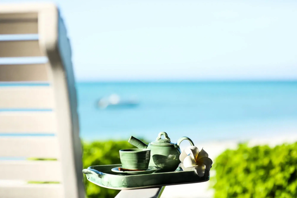 Beach & Waterfront