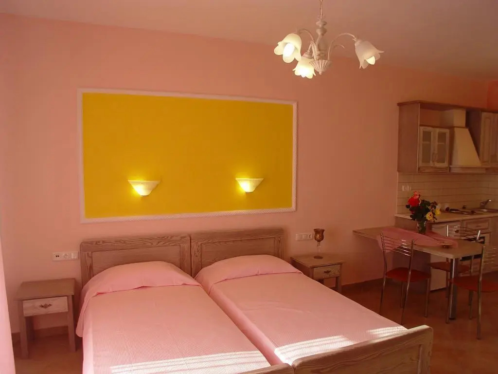 Annita's Village Hotel
