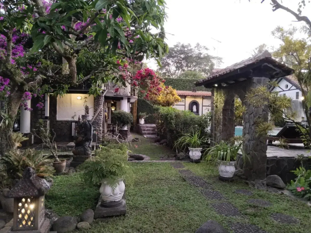 Adam's Homestay