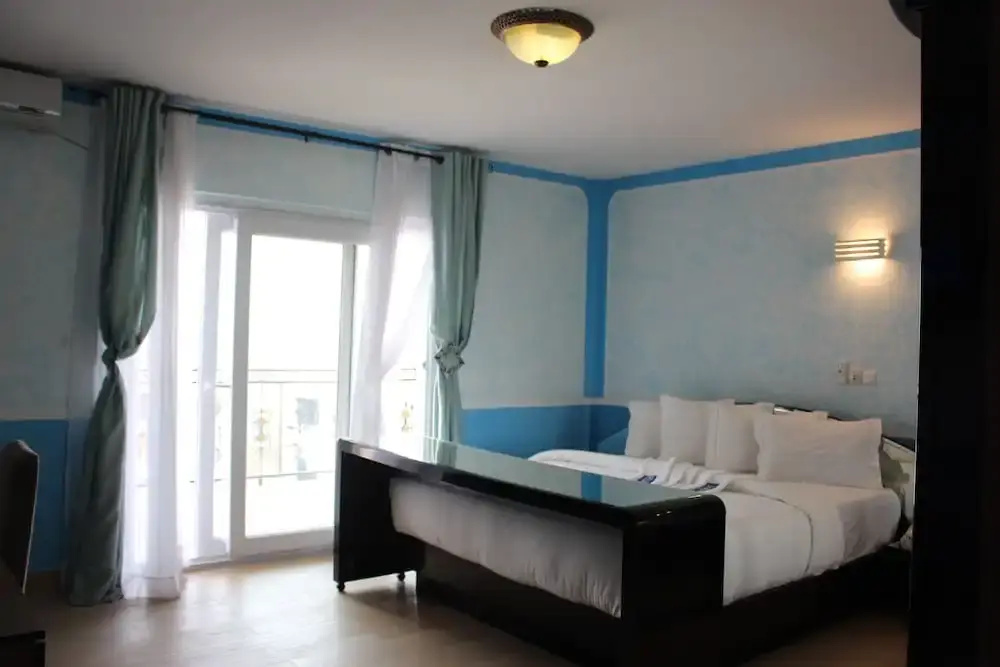 Standard Double room with balcony (full double bed)