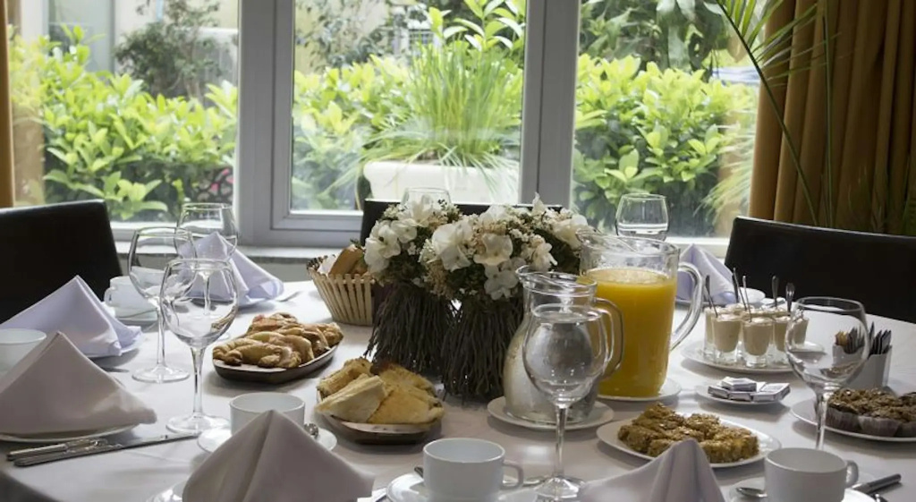 Regency Golf - Hotel Urbano - Général
