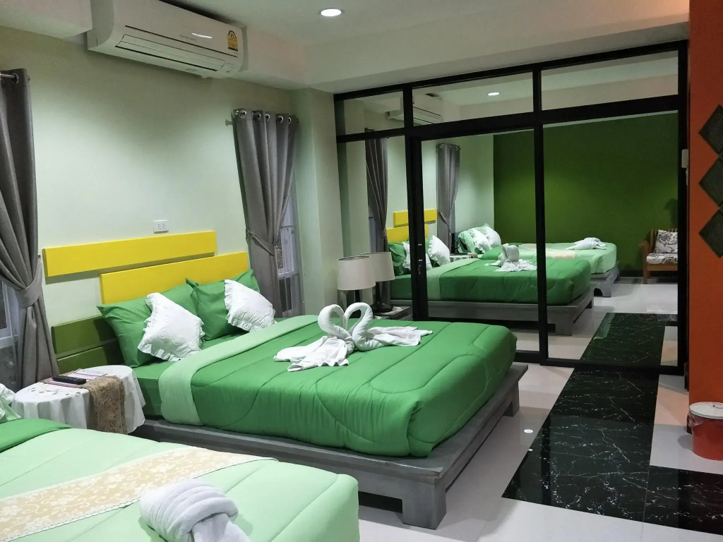 Standard Family room
