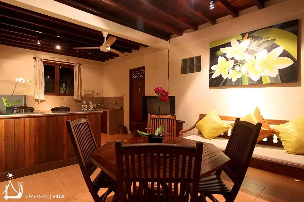 2 Bedrooms Family Villa with garden view
