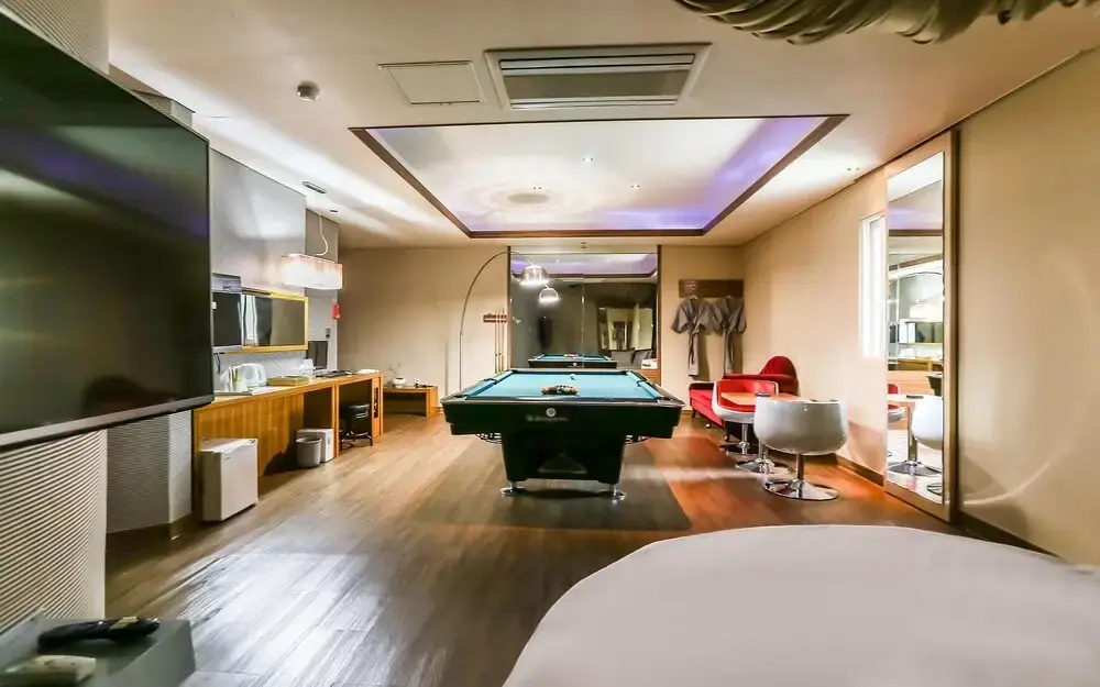 Hotel photo 12