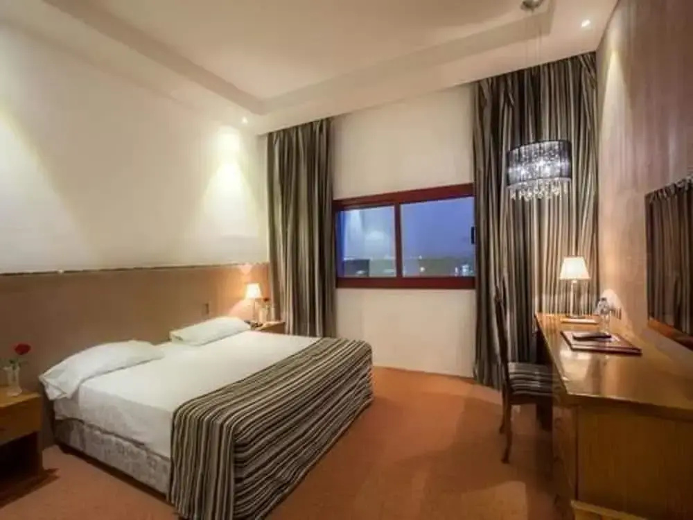 Standard Club room