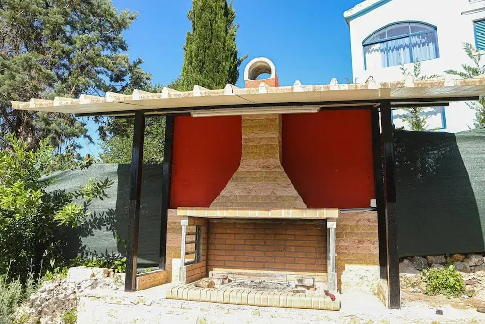 Corfu Seaside Cottage - Private Garden Retreat
