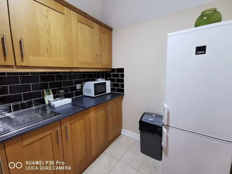 Very Central 1bed new refurbish