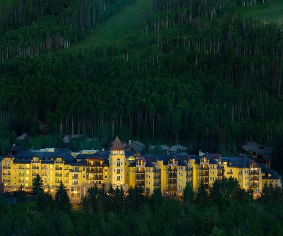 Chic 2 BR+Den Ritz-Carlton Condo with Valley Views by RedAwning - Save 20% on 7+ Nights!