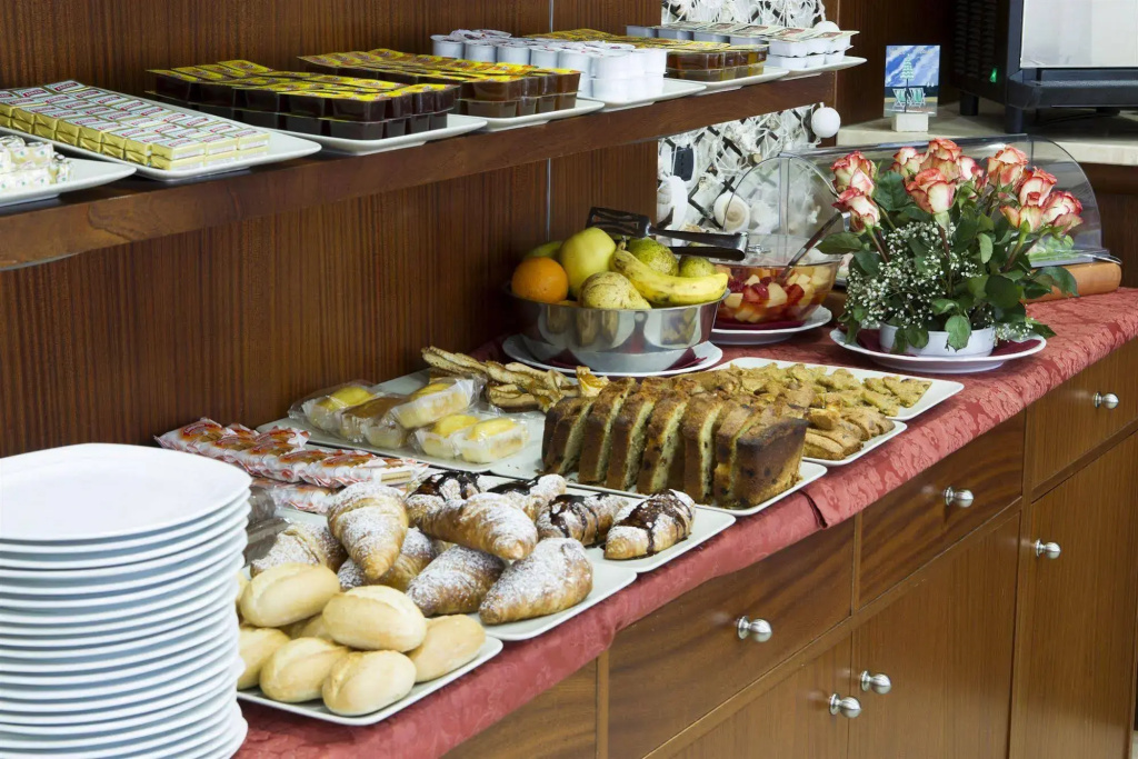 Hotel photo 12