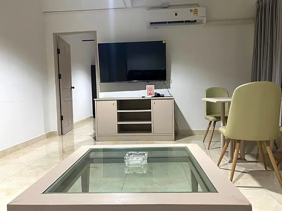 2 Bedrooms Suite