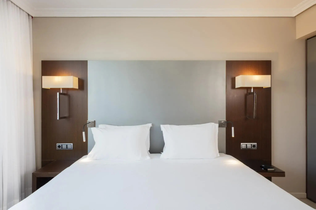 Classic Double room (full double bed)
