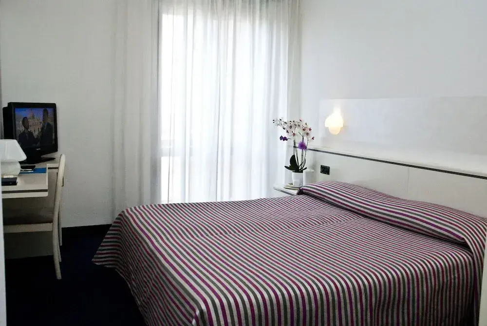 Business Triple room with balcony