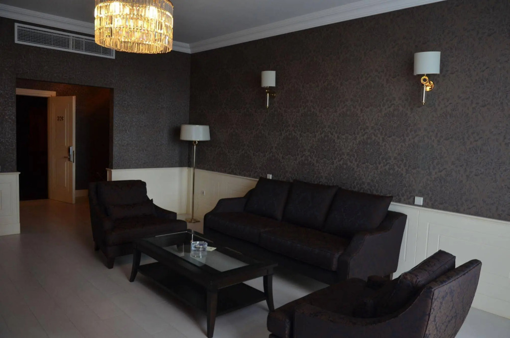 President Plaza Hotel — фото 2