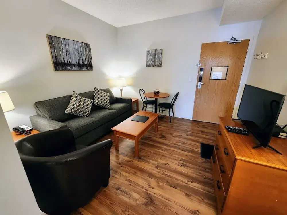 Double Junior Suite (full double bed)