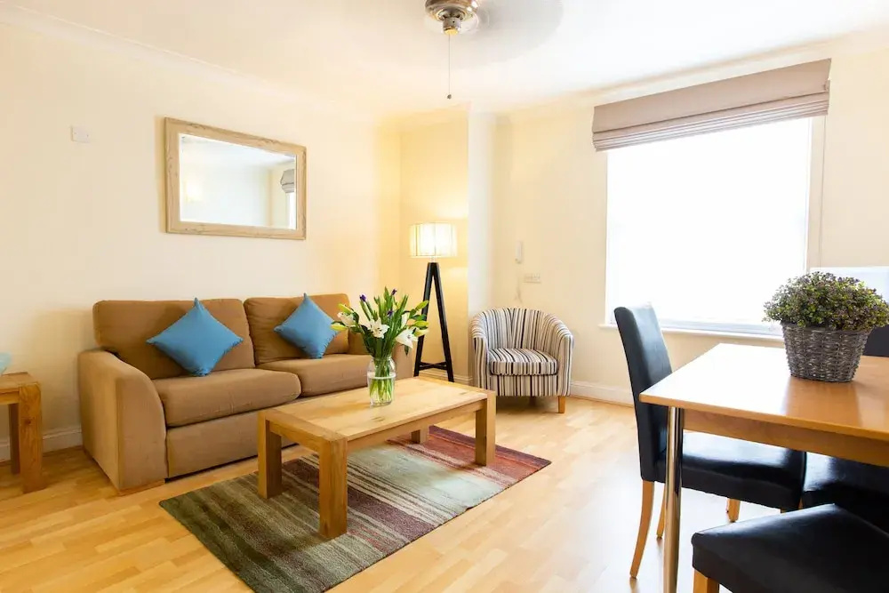 SACO Jersey Merlin House - Chambres