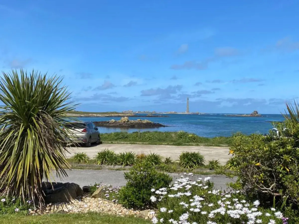 Beach & Waterfront