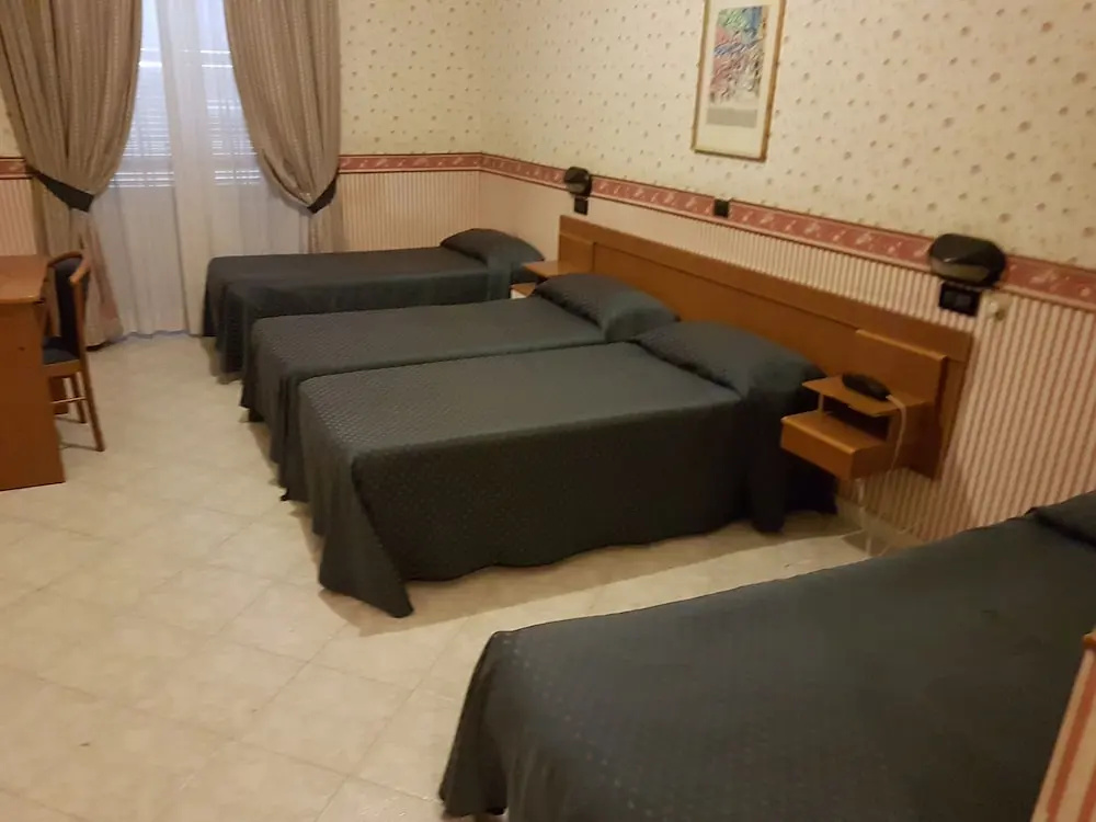 Demetra Capitolina Hotel - Chambres
