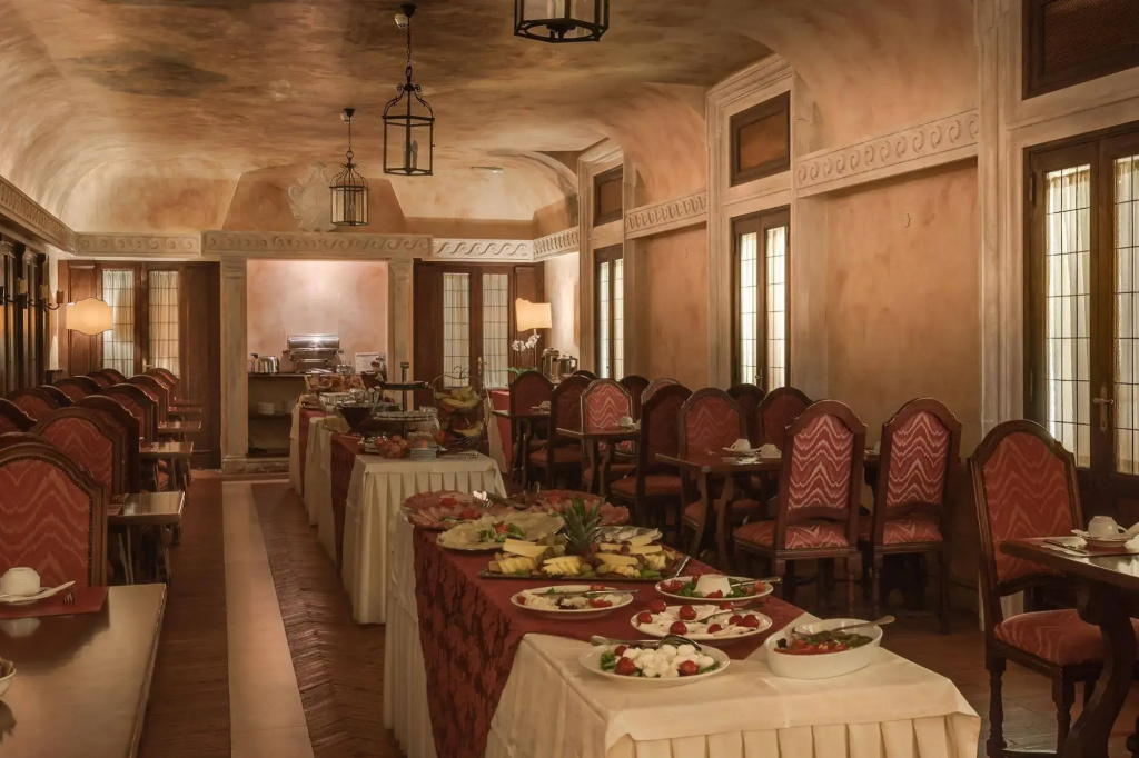 Hotel photo 21