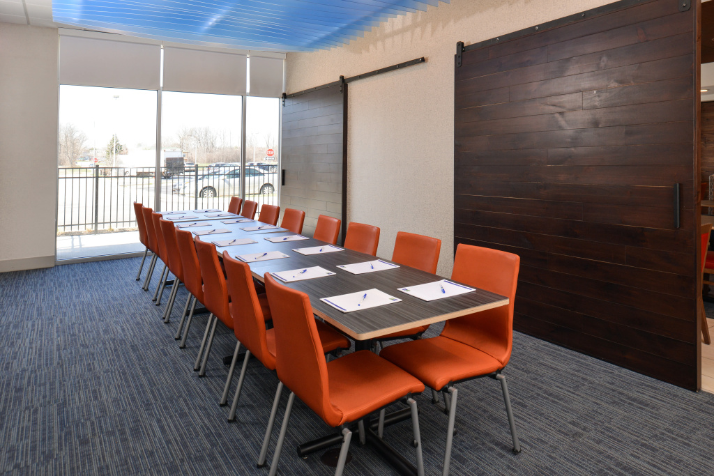 Holiday Inn Express & Suites Farmington Hills - Detroit by IHG - Général
