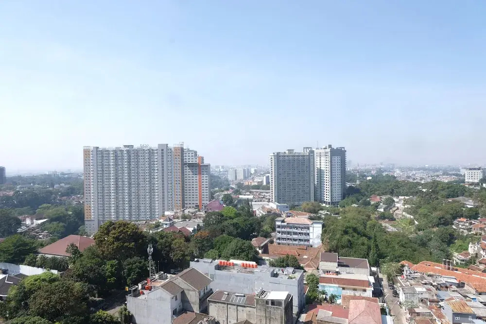 Strategic And Comfortable 1Br Apartment At Parahyangan Residence