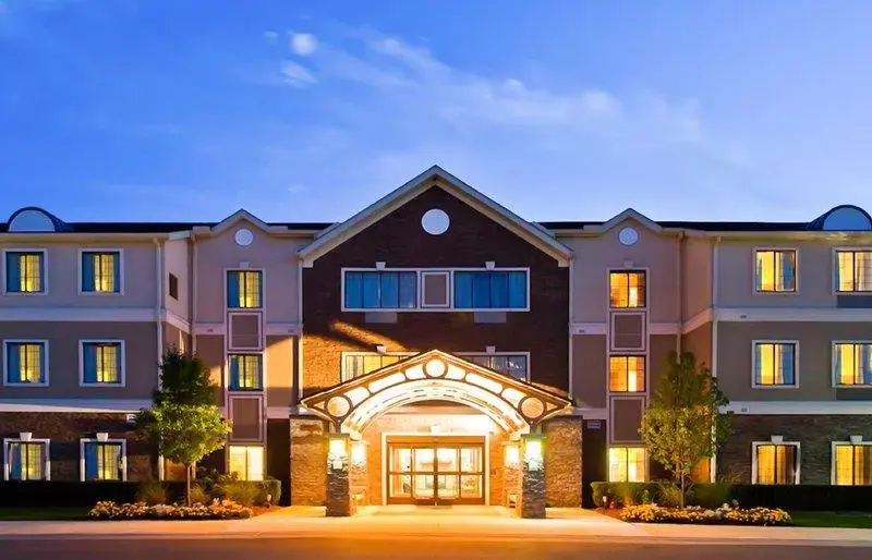 Staybridge Suites Detroit Novi by IHG - Chambres