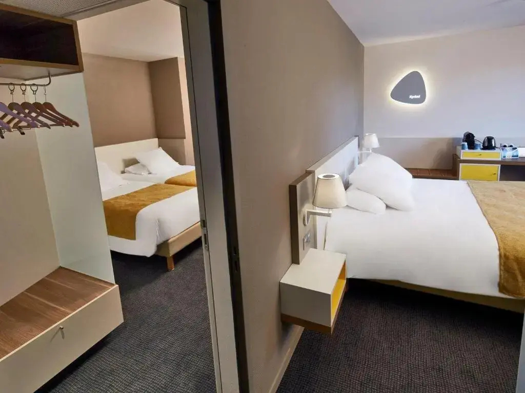 Kyriad Prestige Pau - Zenith - Palais Des Sports - Chambres