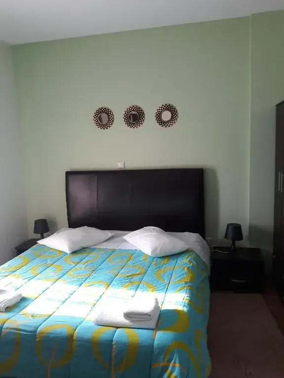 Economy room