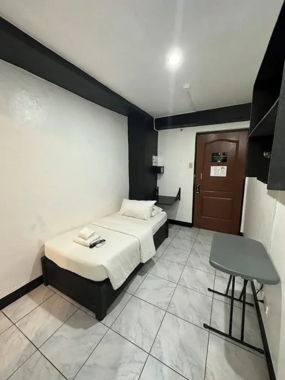 Economy Single room (single bed)