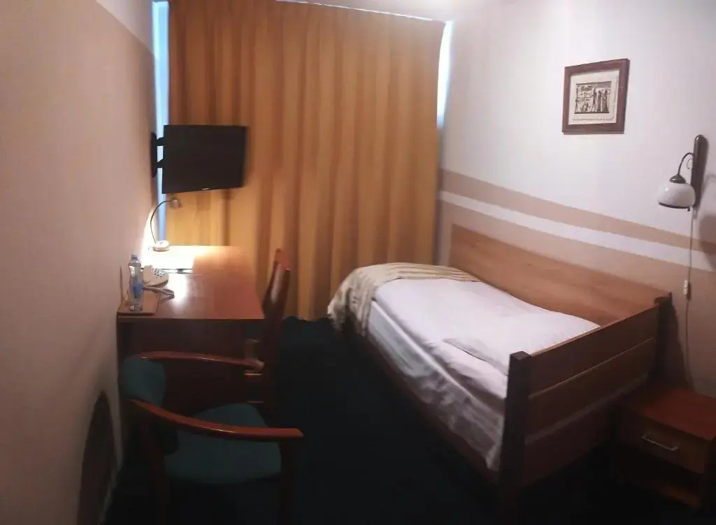Hotel Konin - фото 3
