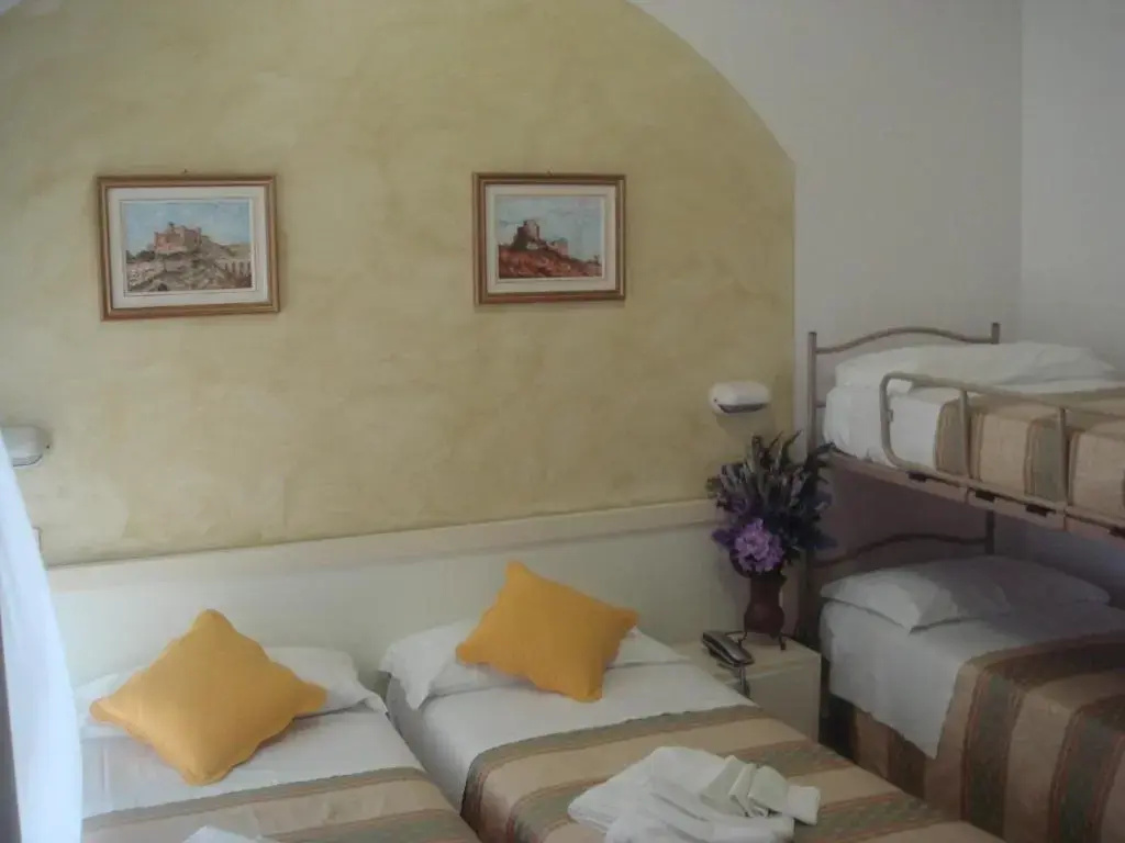 Quadruple room