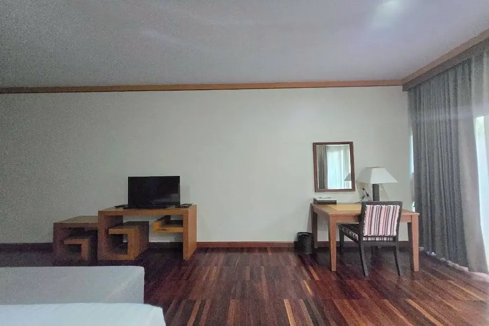 Superior Double room with balcony (full double bed)