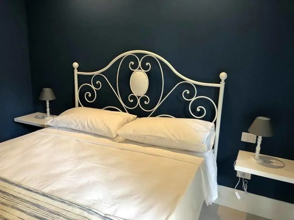 gallery_image_hidden_38