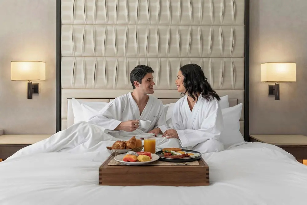 Standard Double room with balcony (full double bed)