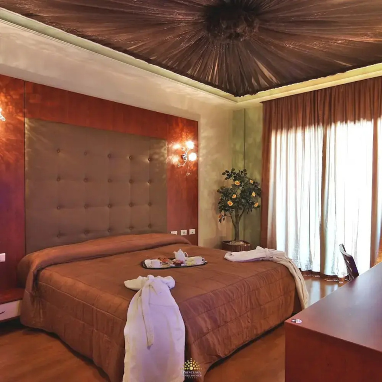 Ambassador Suite with balcony