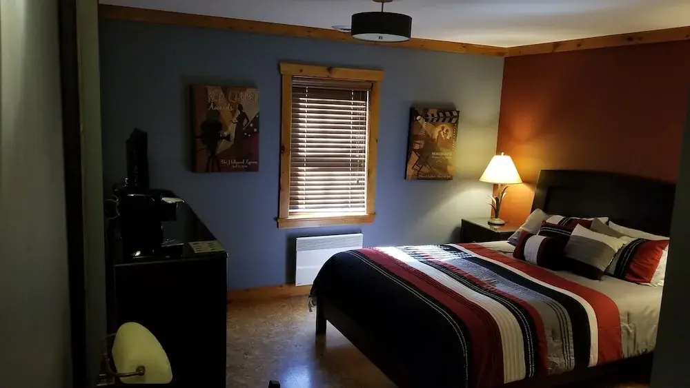 Standard Double room (full double bed)