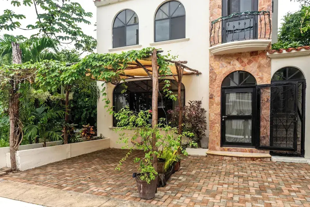 Apt with Pool & jungle in Puerto Morelos