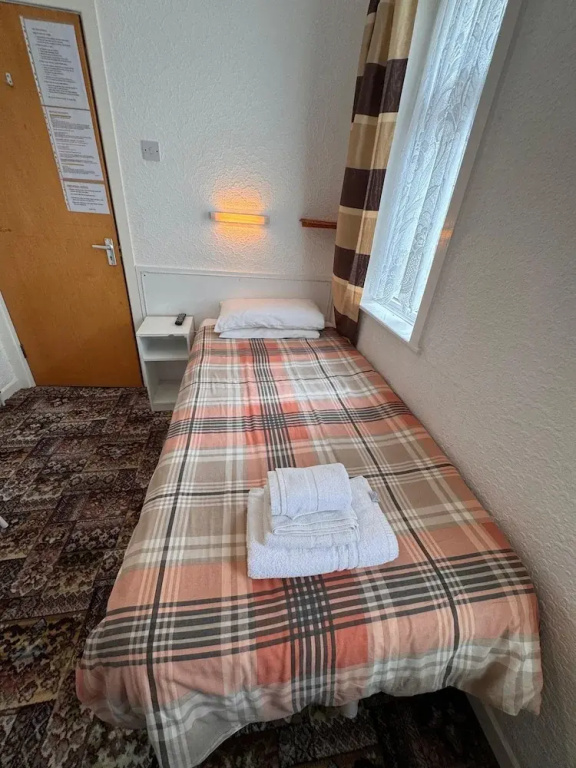 Standard Single room (single bed)